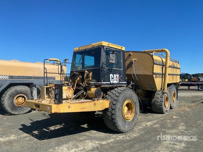 1994 Cat D300D 6000 gal 6x6 Articulated Water Truck (Inoperable)