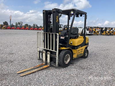 2020 Yale GP050MX 4800 lb Cushion Tire Montacargas / Forklift