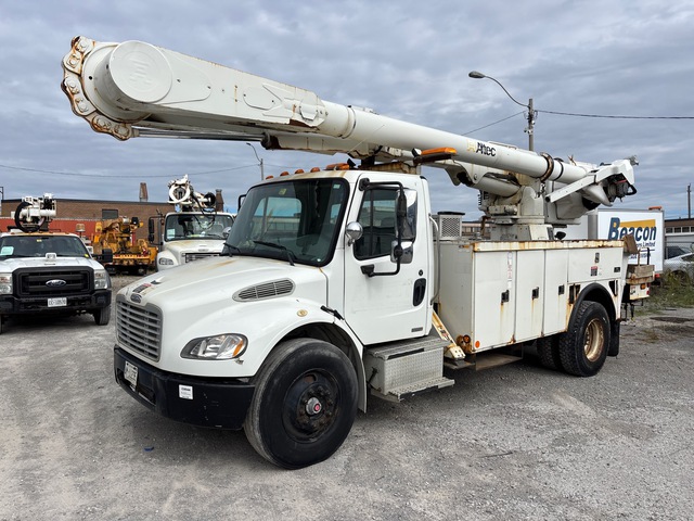 Altec AM55 55 ft on 2007 Freightliner M2 106 Business Class 4x2 Bucket Truck Altec AM55 55 ft on 2007 Freightliner M2 106 Business Class 4x2 Bucket Truck
