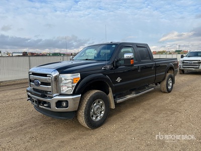 2015 Ford F-350 XLT 4x4 Crew Cab Pickup
