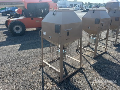 Big Daddy 700 LB Solar Deer Feeder Varios, tienda, almacen, consumidor (Unused)