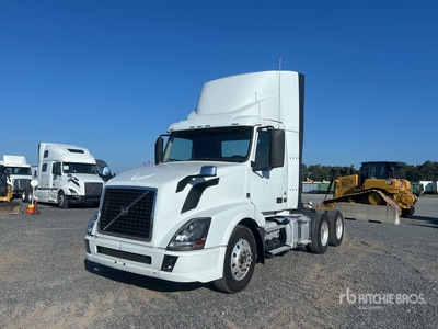 2016 Volvo VNL 6x4 T/A Day Cab Truck Tractor