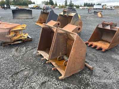 28 in Clamshell Grapple