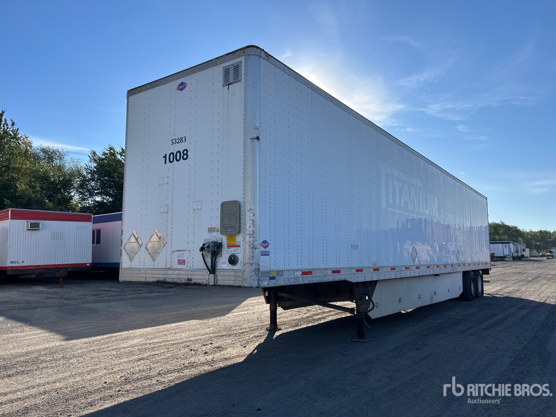 2014 Utility VS2 53 ft x 102 in T/A Van Trailer