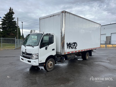 2019 Hino 195 4x2 Van Truck