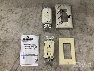 (585) Leviton 3114023C1 Ground Fault Interrupters Receptacles