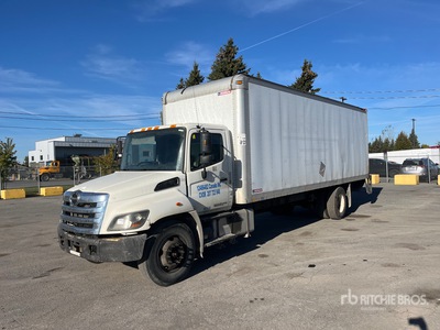 2014 Hino 338 4x2 Kastenwägen
