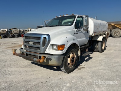 2015 Ford F-650 XL 2000 gal 4x2 Water Truck