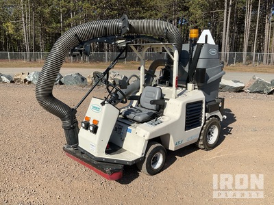 2018 Tennant 4300 ALTV 4x2 Ride-On Hydraulic Sidewalk Vacuum