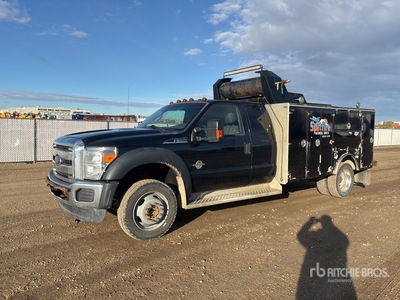 2015 Ford F-550 4x4 Extended Cab Service Truck