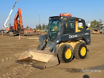 2011 John Deere 320D Mini pala