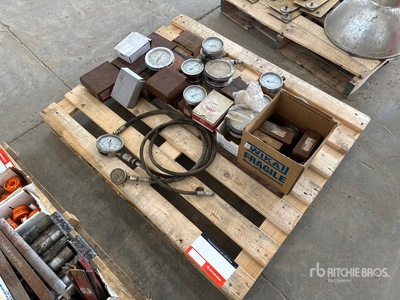 Quantity of Miscellaneous Pressure Gauges Hydraulische Onderdelen