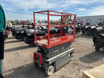 2015 Skyjack SJIII3219 Electric Scissor Lift