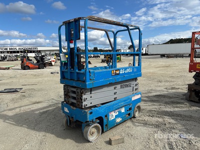2017 Genie GS-1930 Electric Scissor Lift