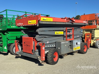 2017 Skyjack SJ9250 RT 4x4 Diesel Scissor Lift