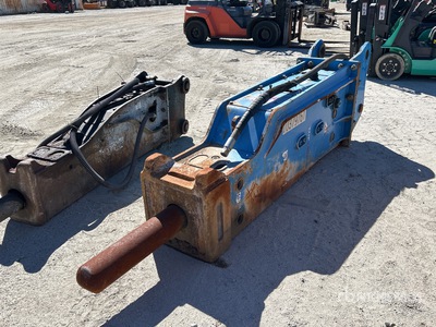 2022 Okada TOP 400C Hydraulic Breaker