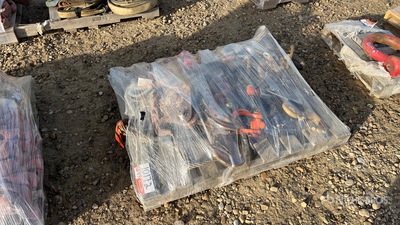Quantity of Miscellaneous Rigging