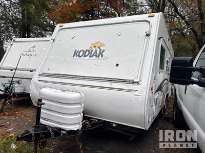 2001 Kodiak 23 ft T/A トラベルトレーラー