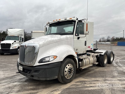 2015 International ProStar Premium 6x4 Ciągnik siodłowy T/A z kabiną dzienną