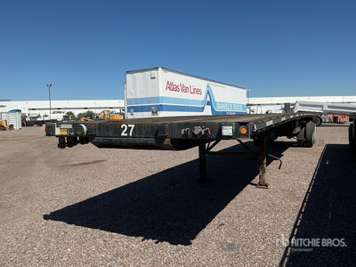 2000 Freuhauf 45 ft T/A مقطورة مسطحة