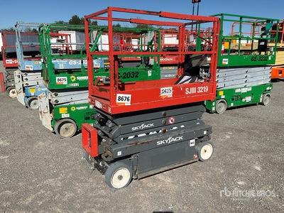 2016 Skyjack SJ3219 Scissor Lift