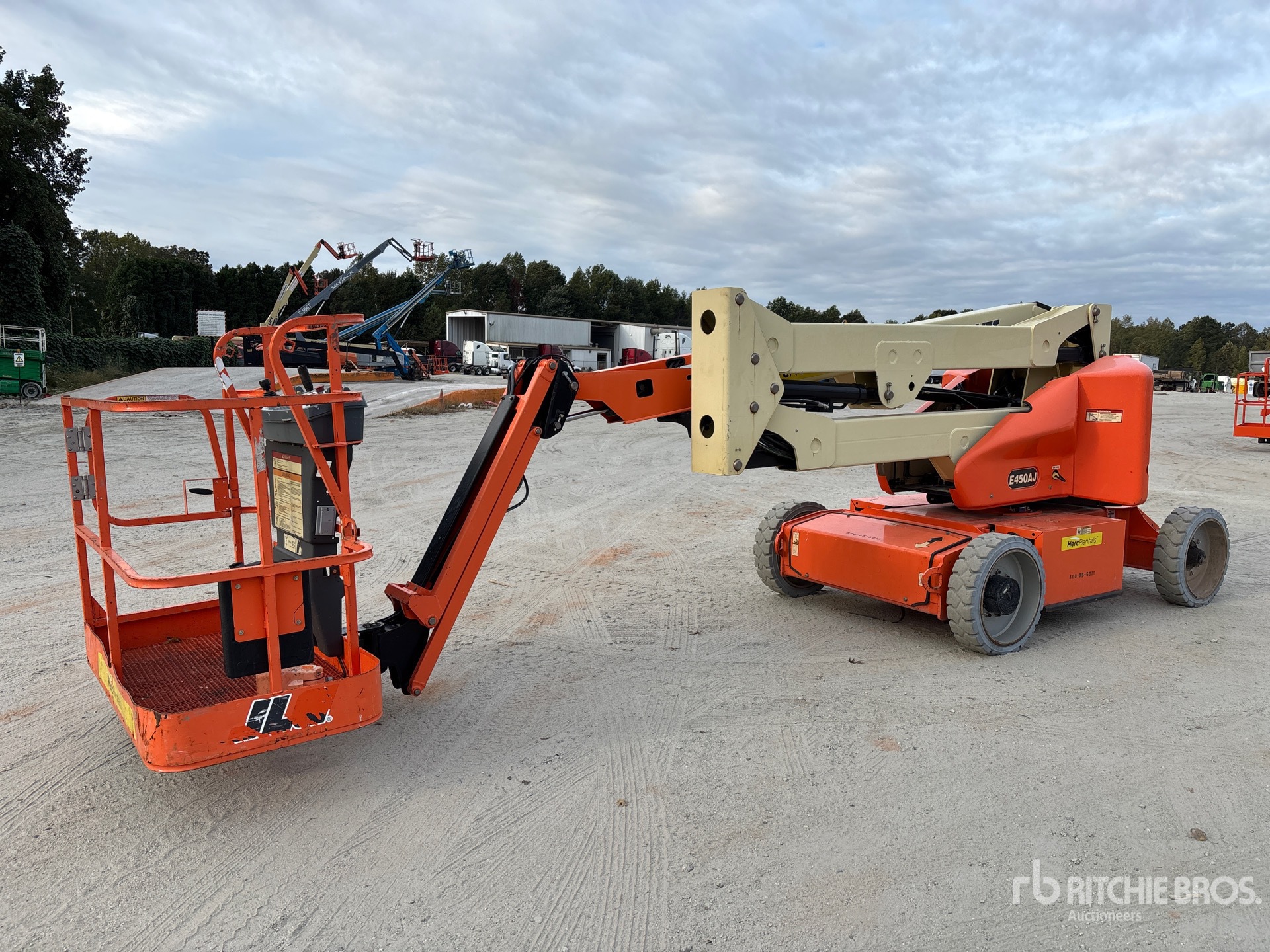 2015 JLG E450AJ 2WD Electric Articulating Boom Lift