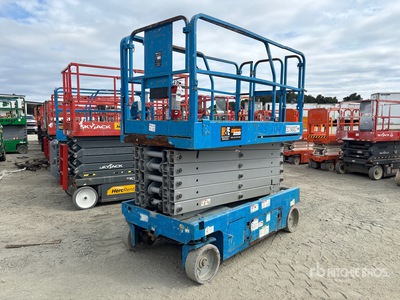 2016 Genie GS-4047 Electric Scissor Lift