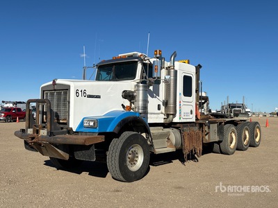 2007 Kenworth C500 8x6 Sleeper Winch Truck