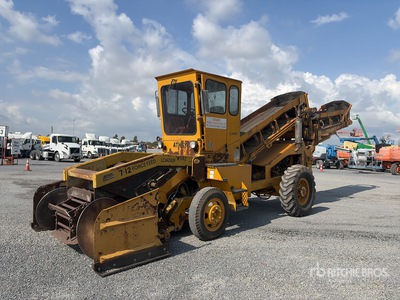 1988 Athey 712D Windrow Elevator