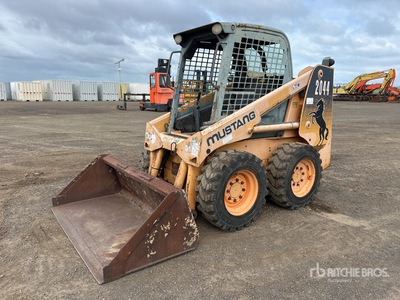 2010 Mustang 2044 Skid Steer Loader