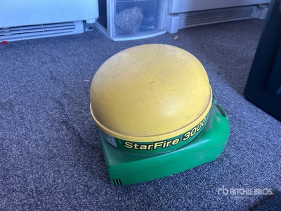 John Deere StarFire 3000 GNSS Receiver