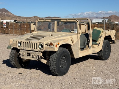 AM General 1097A2 HMMWV 4 Door