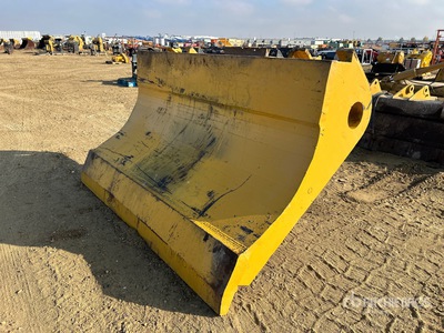 82 in Wheel Loader Quick Coupler