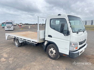 2013 Mitsubishi Fuso Canter 918 4x2 Flatbed Truck