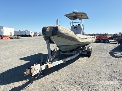 1988 Willard Marine Inc 23 ft Rigid Inflatable Center Console w/ Trailer
