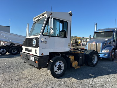 2015 Capacity TJ5000 4x2 Tracteur de manœuvre