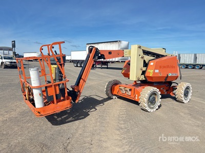 2018 JLG H340AJ 4WD Dual Fuel Articulating Boom Lift