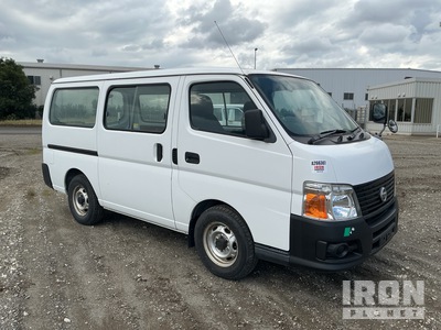 2008 Nissan Caravan 5 Furgoneta de pasajeros