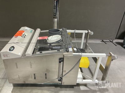 NuAire 797 Pharmagard Containment Isolator