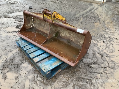 Strickland 1500 mm Cleanup Benna per escavatore
