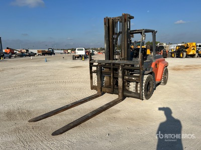 2021 Toyota 8FD80U 16100 lb Pneumatic Tire Chariot Élévateur