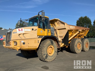 John Deere 350D Articulated Dump Truck