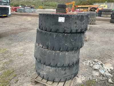 Quantity of (4) を見 Tires