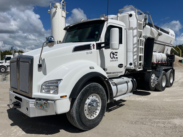 2022 Kenworth T880 8x4 Volumetric Mixer Truck