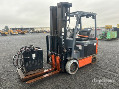 2017 Toyota 8FBCHU25 2850 lb Electric Forklift