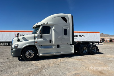 2019 Freightliner Cascadia 125 6x4 T/A Sleeper Truck Tractor
