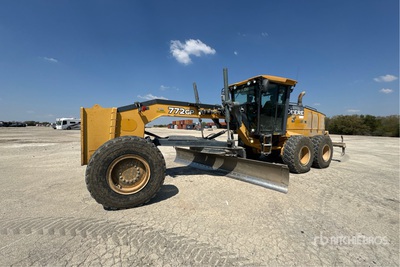 2012 John Deere 772G AWD Motor Grader
