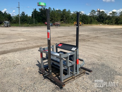 (4) Assorted Gym Equipment Components