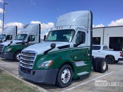 2019 Freightliner Cascadia 126 4x2 S/A Day Cab Truck Tractor