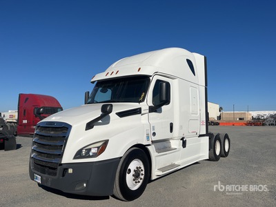2020 Freightliner Cascadia 126 6x4 T/A Sleeper Truck Tractor